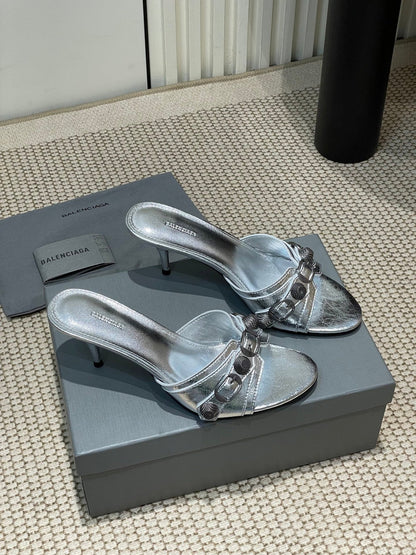 CAGOLE HIGH MULES IN SILVER OIL-WAX SHEEPSKIN