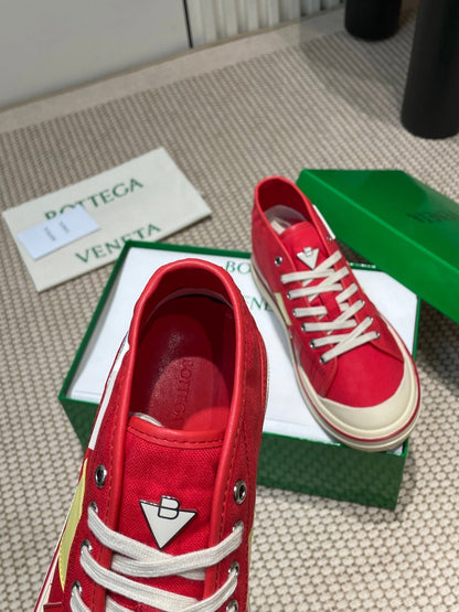 ELIOT SNEAKER IN CHERRY RED CANVAS AND CALFSKIN