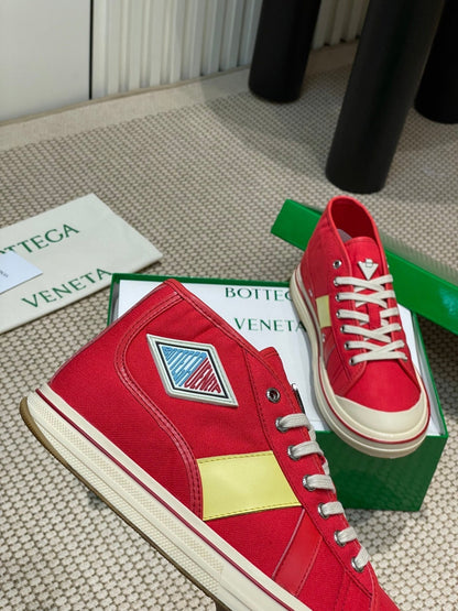 ELIOT SNEAKER IN CHERRY RED CANVAS AND CALFSKIN