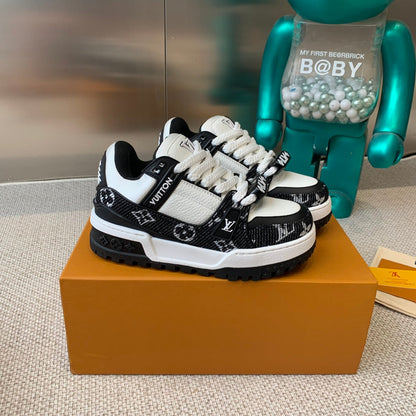 LV TRAINER MAXI SNEAKER IN WHITE MIX BLACK CALFSKIN