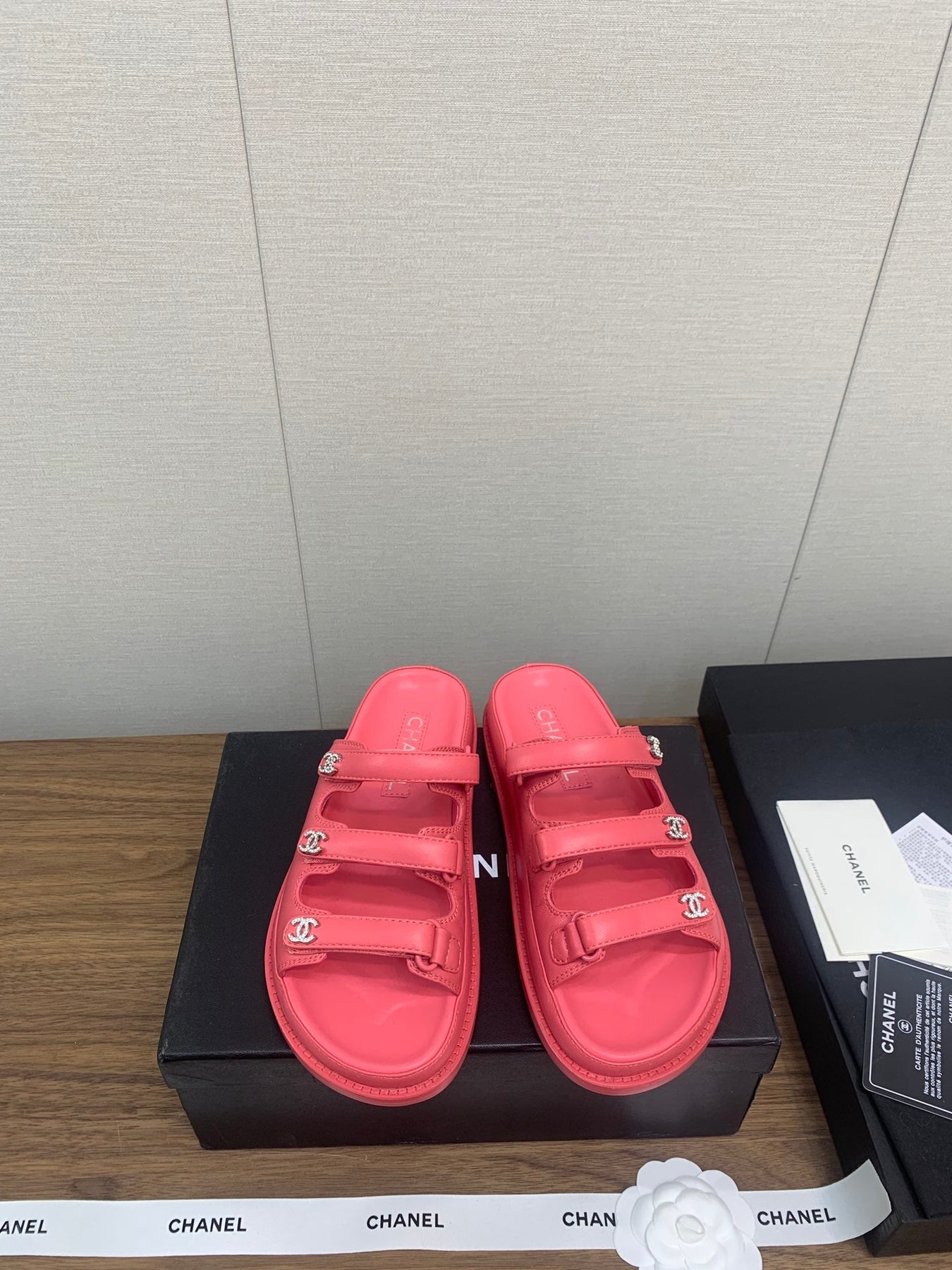 DAD SANDAL IN RED PINK LAMBSKIN MULE