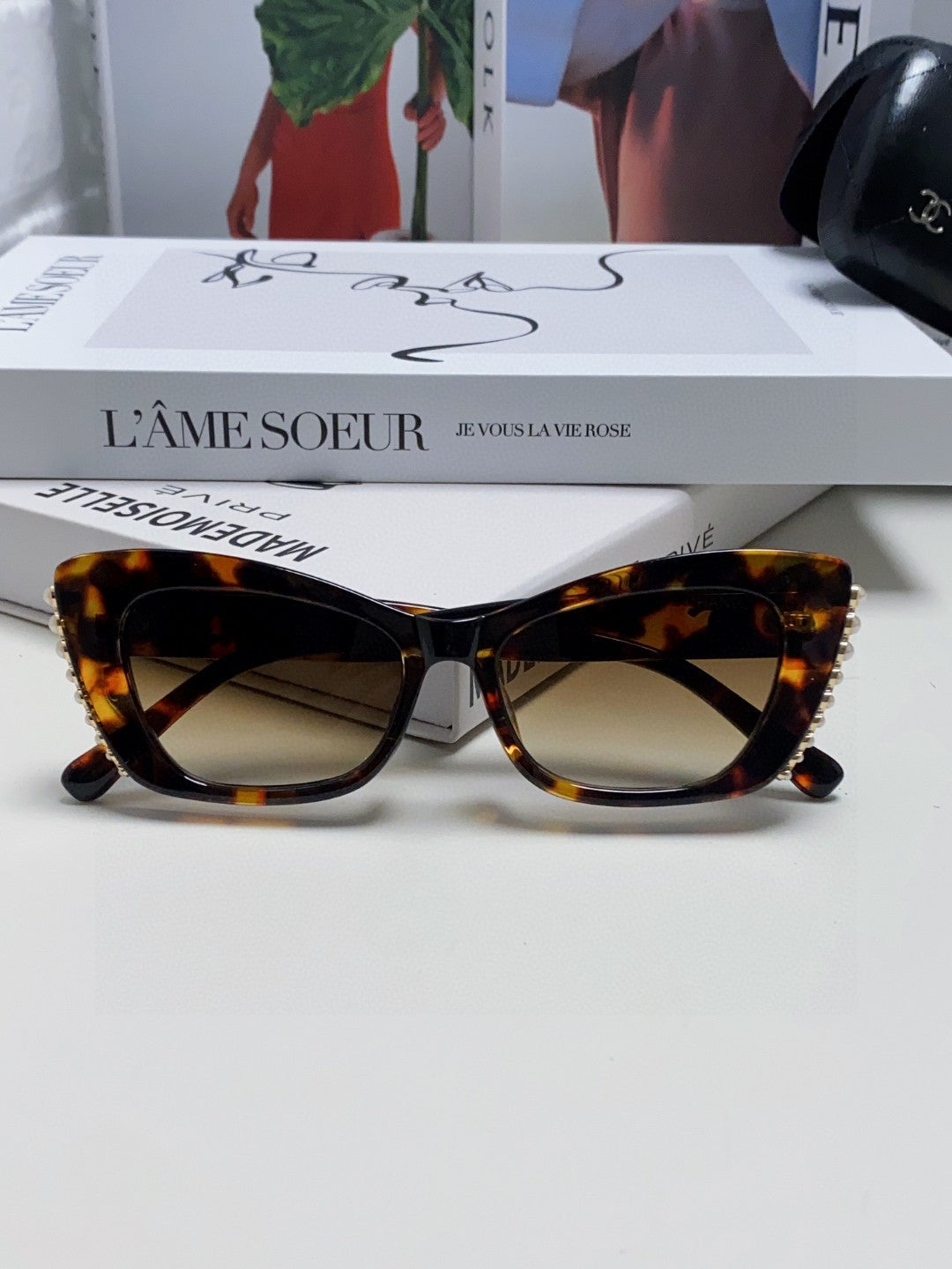 CAT EYE SUNGLASSES 632699 IN HAVANA ACETATE EMBOSSED PEARL