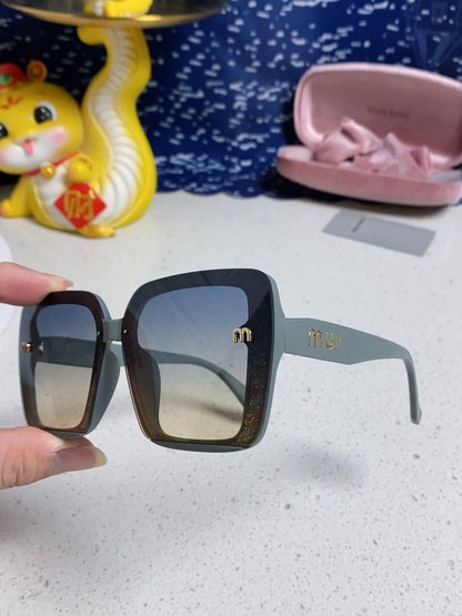 RUNWAY SQUARE SUNGLASSES 563197 IN TAN BLUE ACETATE