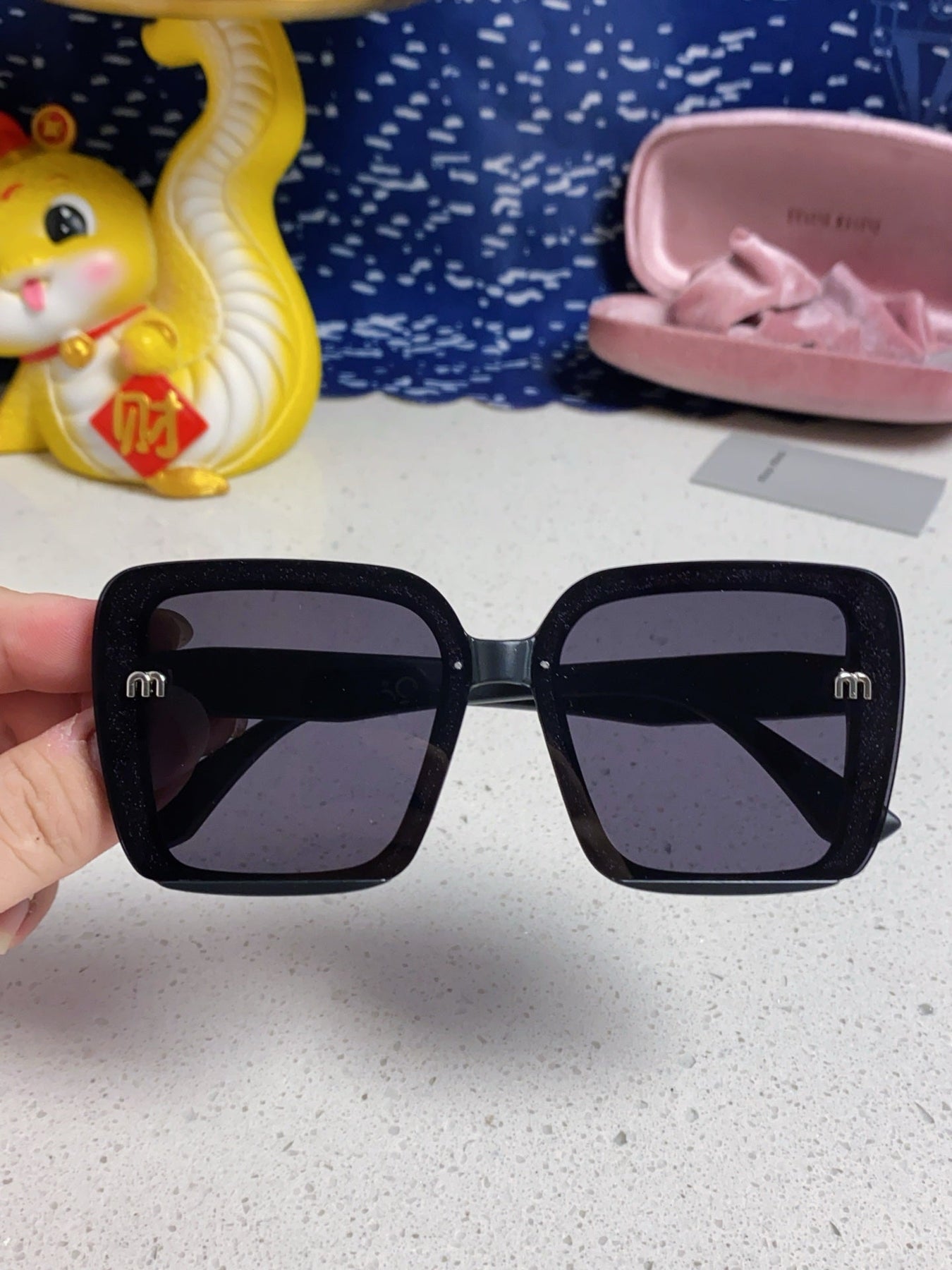 RUNWAY SQUARE SUNGLASSES 563199 IN ACETATE