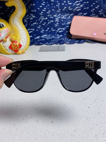 RUNWAY SUNGLASSES 567505 IN BLACK ACETATE BLACK LENSES