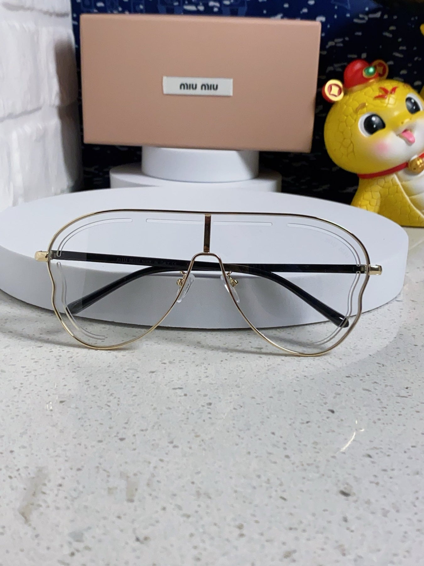 RUNWAY SUNGLASSES 571637 IN GOLD METAL CLEAR LENSES