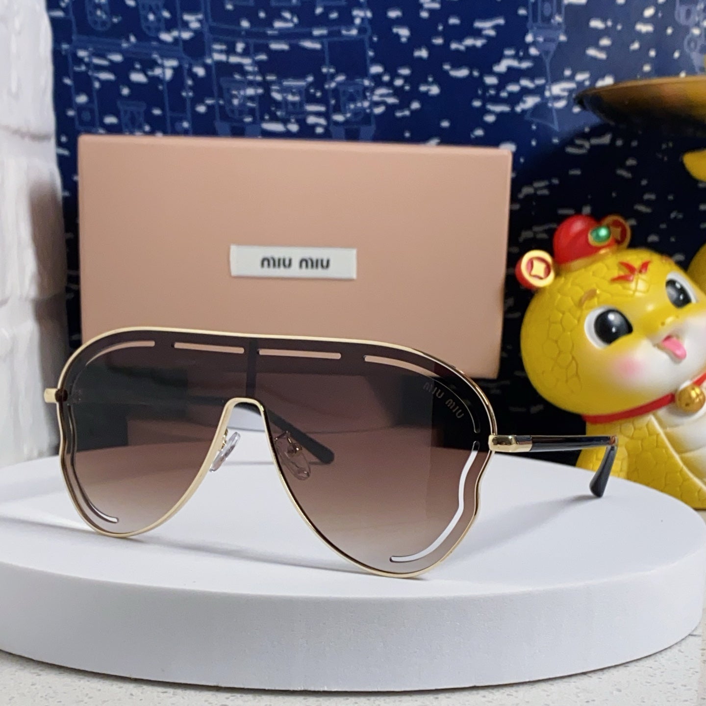 RUNWAY SUNGLASSES 571638 IN GOLD METAL BROWN SMOKE LENSES