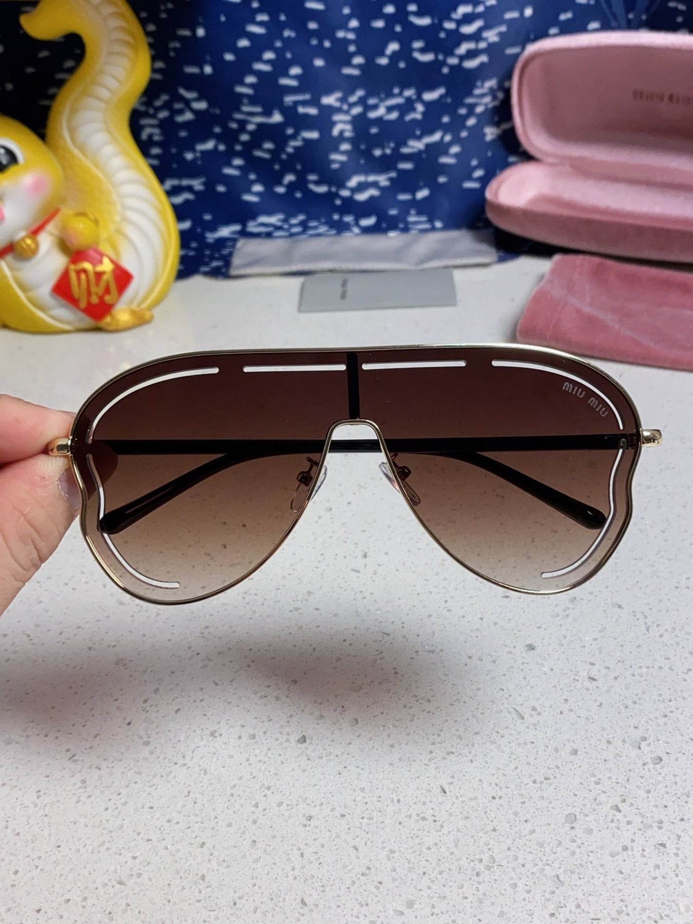 RUNWAY SUNGLASSES 571638 IN GOLD METAL BROWN SMOKE LENSES