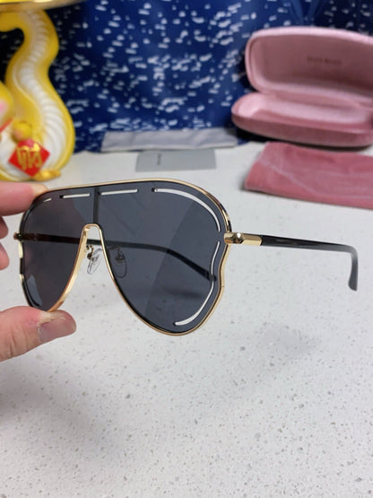 RUNWAY SUNGLASSES 571640 IN BLACK METAL BLACK LENSES