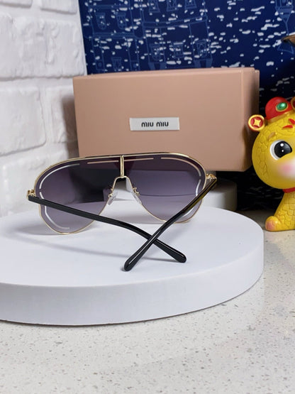 RUNWAY SUNGLASSES 571639 IN GOLD METAL GREY SMOKE LENSES