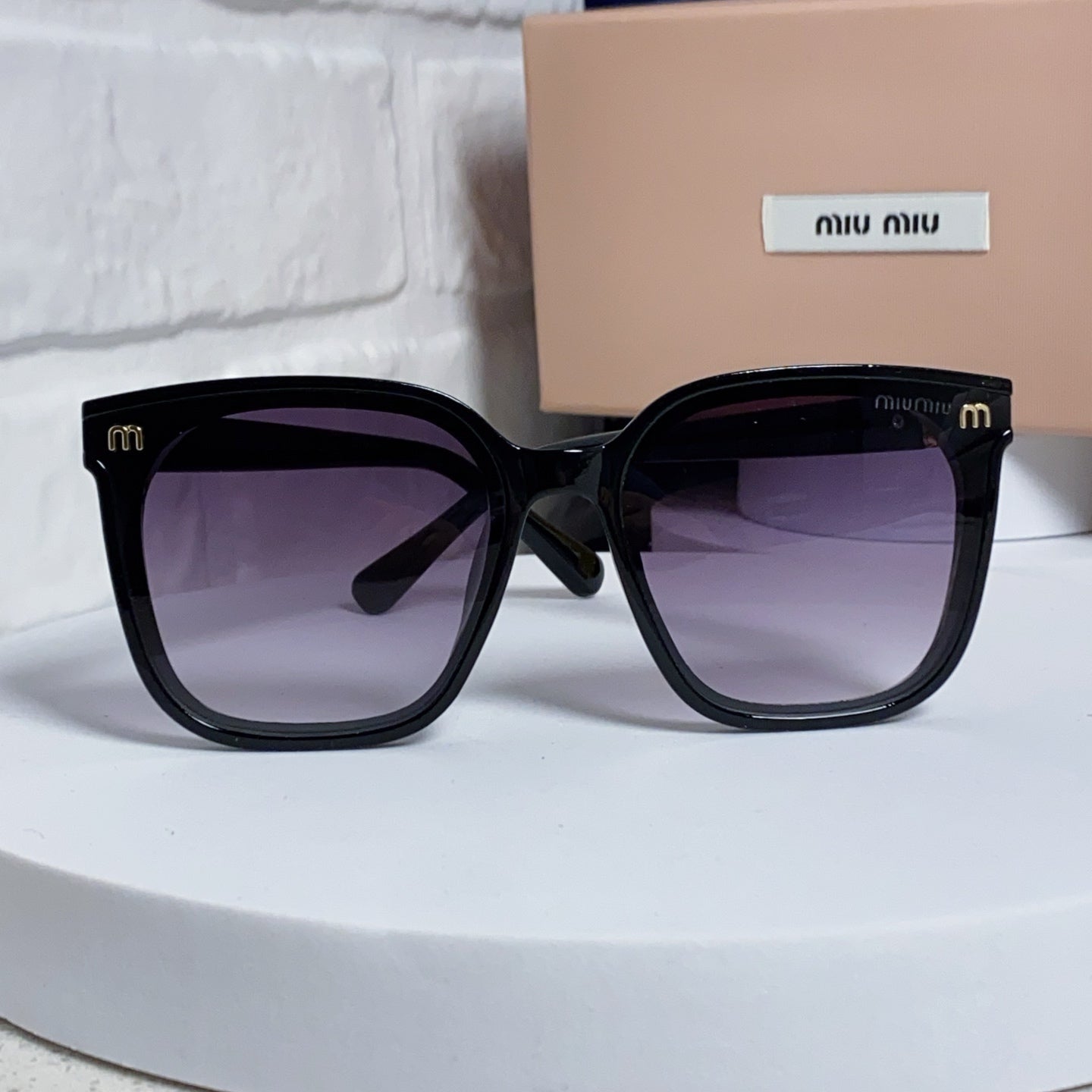 GLIMPSE SQUARE SUNGLASSES 554616 IN BLACK ACETATE GREY SMOKE LENS