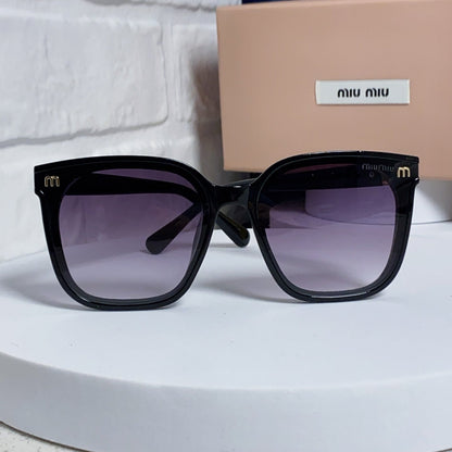 GLIMPSE SQUARE SUNGLASSES 554616 IN BLACK ACETATE GREY SMOKE LENS