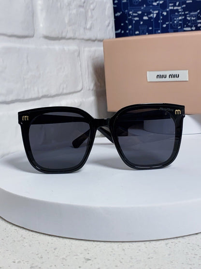 GLIMPSE SQUARE SUNGLASSES 554617 IN BLACK ACETATE BLACK LENS