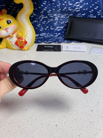 OVAL SUNGLASSES 640344 IN BLACK RED ACETATE METAL FRAME EMBOSSED PEARL