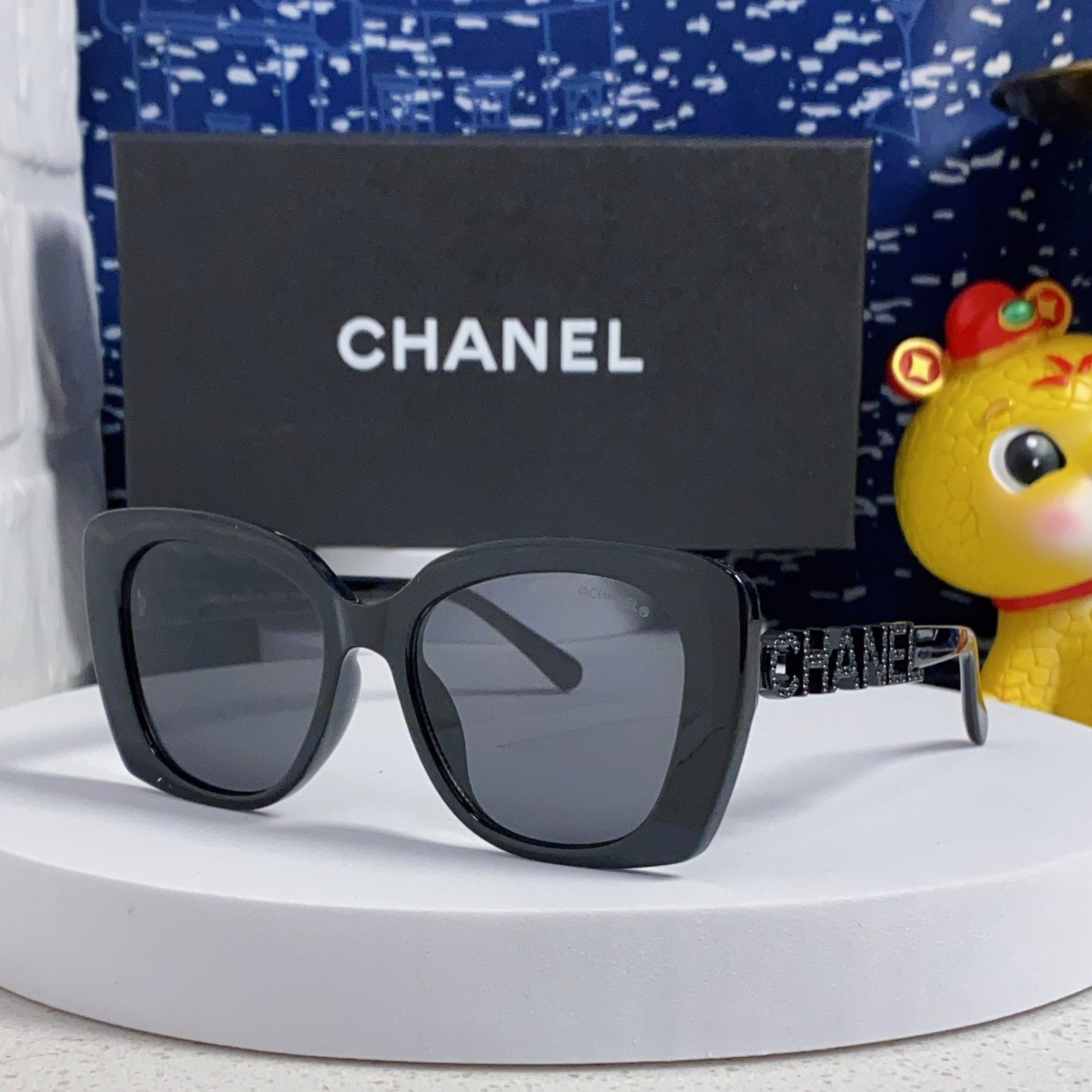 BUTTERFLY SUNGLASSES 641817 IN ACETATE BLACK METAL LOGO