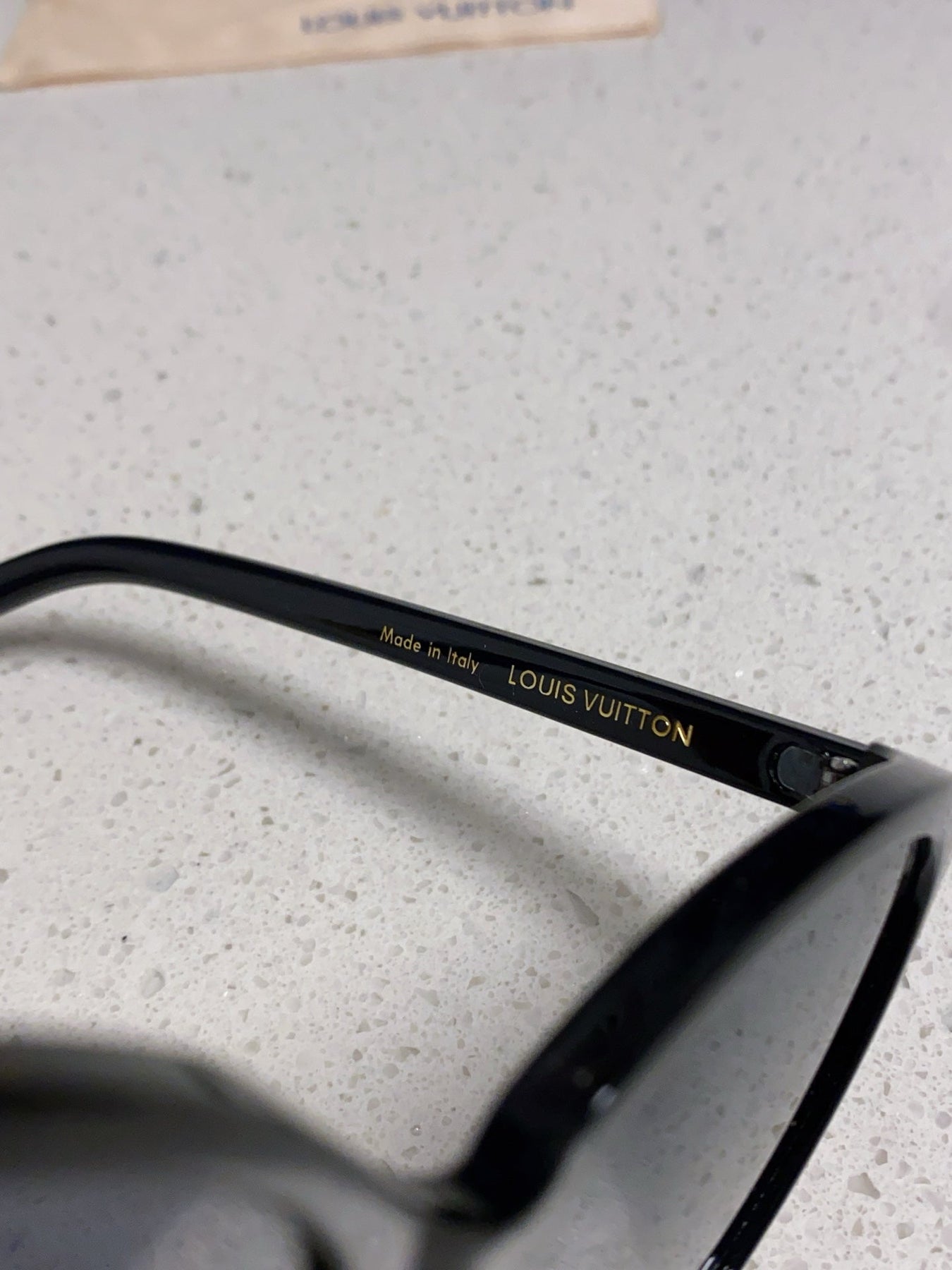 CAT EYE SUNGLASSES 573322 IN BLACK ACETATE MONOGRAM LOGO