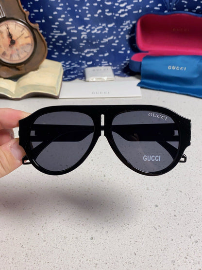 AVIATOR FRAME SUNGLASSES 575853 IN BLACK ACETATE