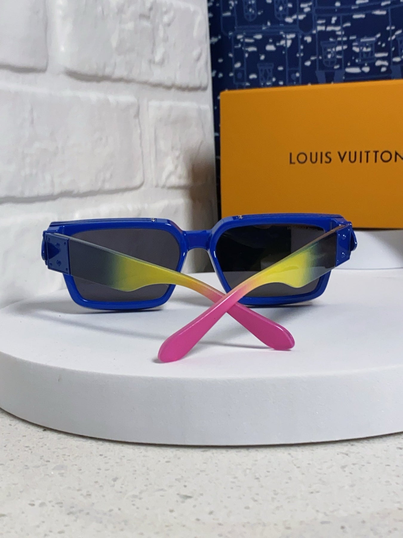 RECTANGLE SUNGLASSES 575847 IN BLUE MIX MULTICOLOR ACETATE