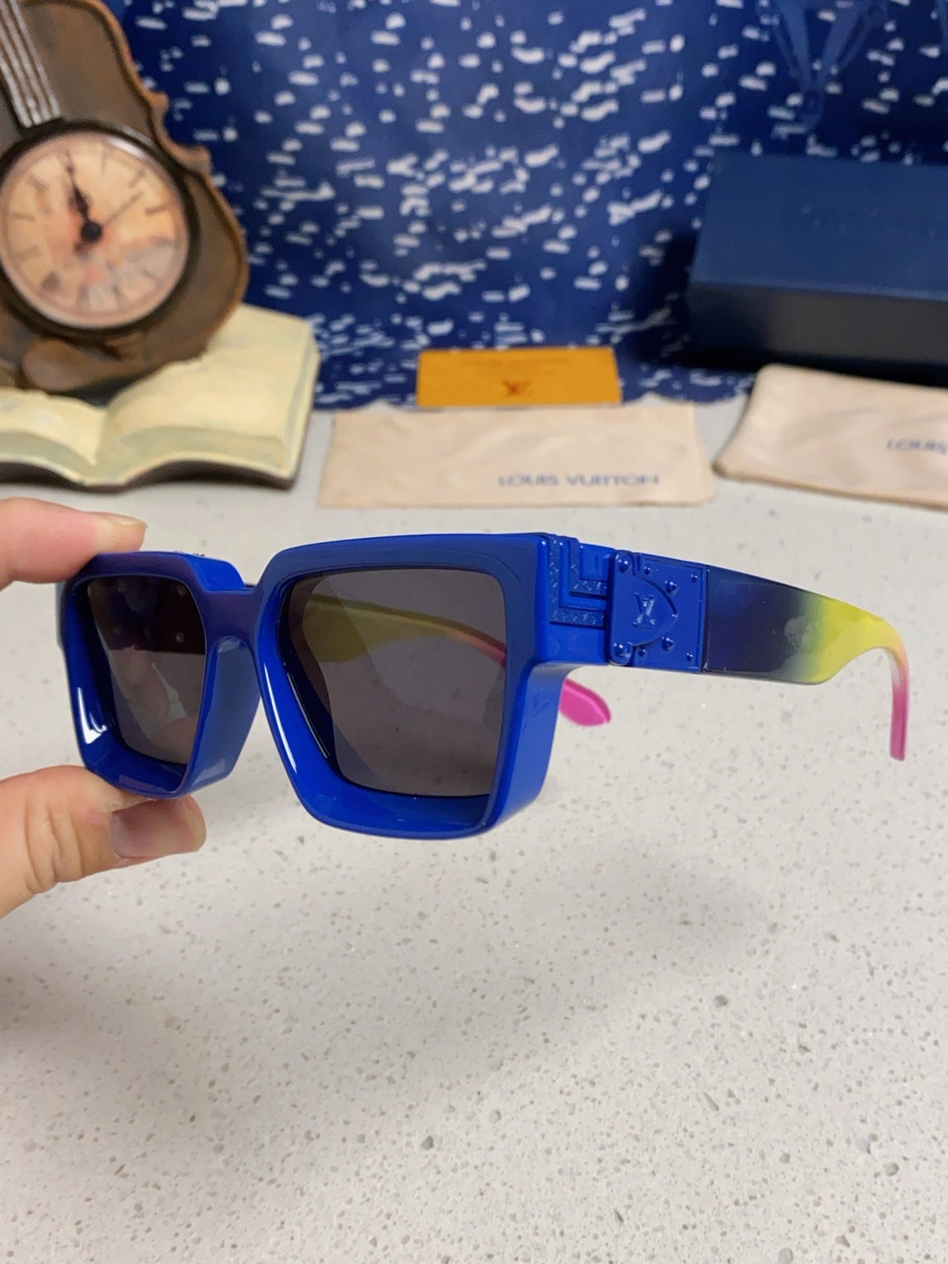 RECTANGLE SUNGLASSES 575847 IN BLUE MIX MULTICOLOR ACETATE