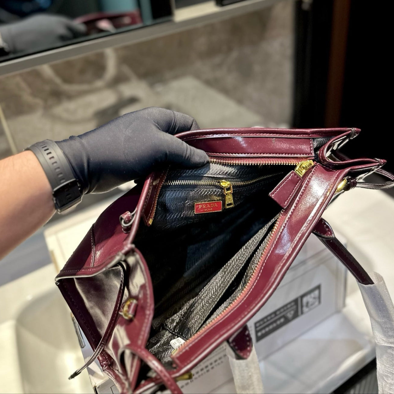 BONNIE SOFT LUX HANDBAG 32 IN BURGUNDY RED PATENT CALFSKIN