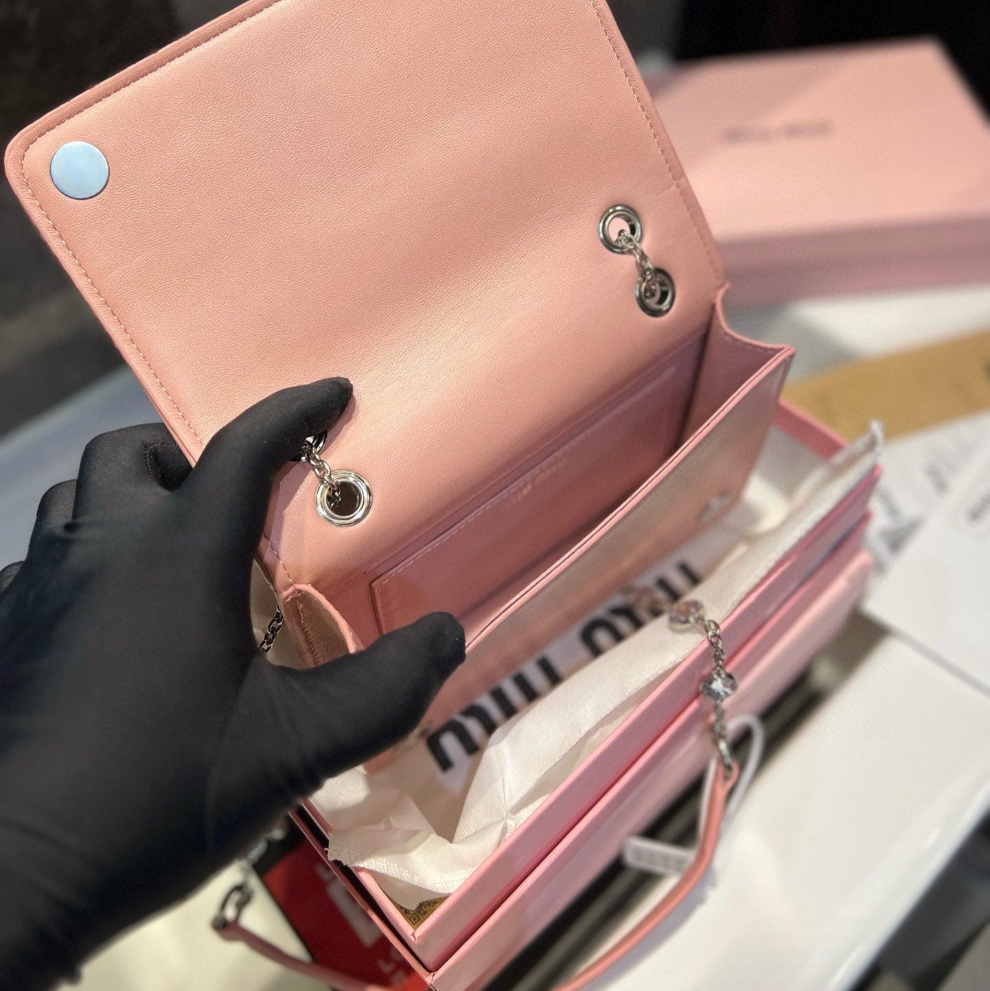 MATELASSÉ CRYSTAL CHAIN BAG 21 IN BABY PINK LAMBSKIN