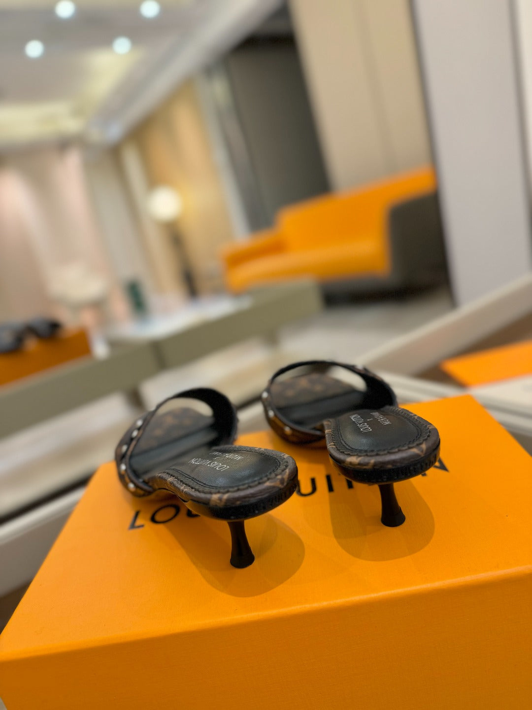 LV X TM 6AM HIGH 4 CM MULE IN CHOCOLATE BROWN MONOGRAM CALFSKIN