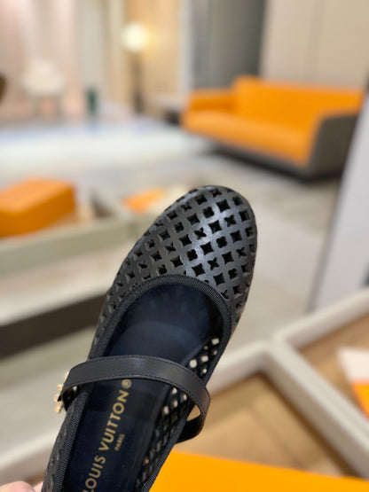 ROMY FLAT BALLERINA IN BLACK MESH CALFSKIN