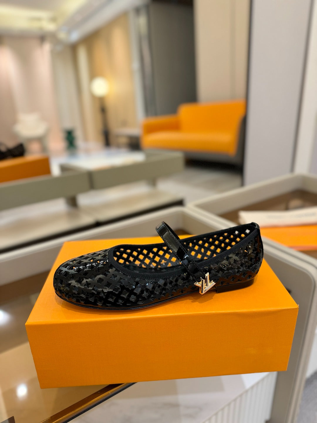 ROMY FLAT BALLERINA IN BLACK MESH PATENT CALFSKIN