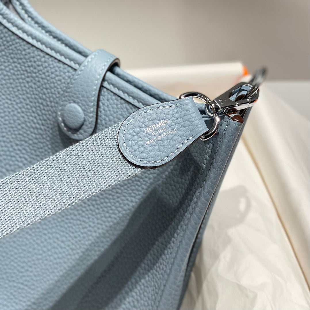 MINI NEO 18 EVELYNE BAG IN NEPAL BLUE GRAINED CALFSKIN