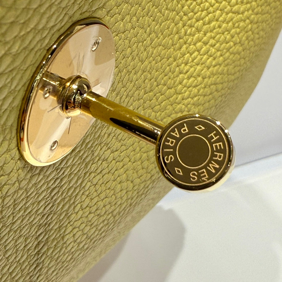 HM LINDY 30 BAG IN YELLOW TOGO LEATHER GOLD HARDWARE