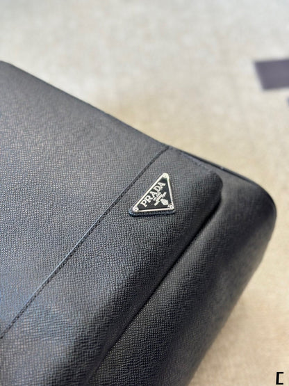 FRONT ZIP POCKET BACKPACK 38 IN BLACK GRAINED CALFSKIN