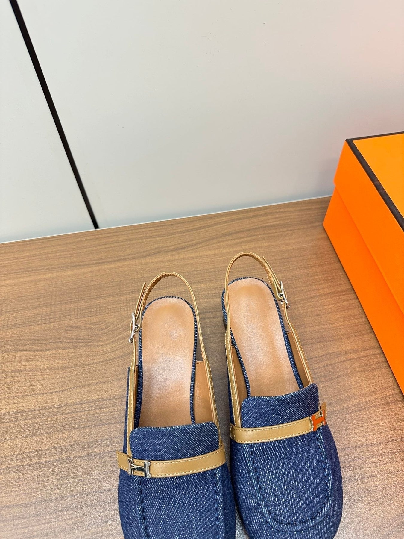 Infinie 50 pump navy