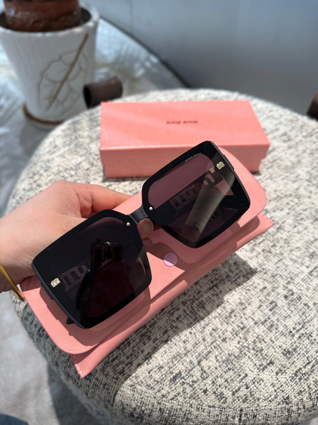 LOGO SQUARE SUNGLASSES 512016 IN BLACK ACETATE