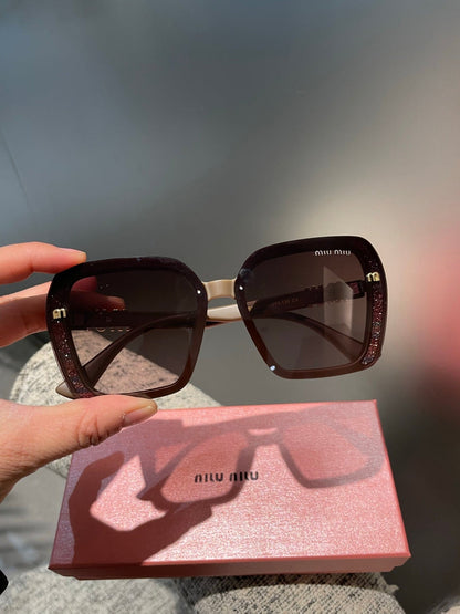 RUNWAY SQUARE SUNGLASSES 513099 IN BROWN ACETATE
