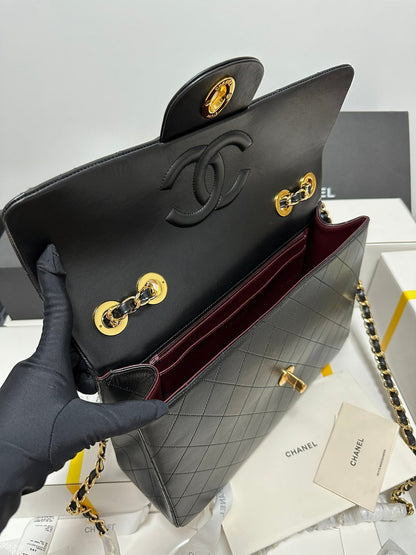 CC MAXI FLAP BAG 34 IN BLACK CALFSKIN