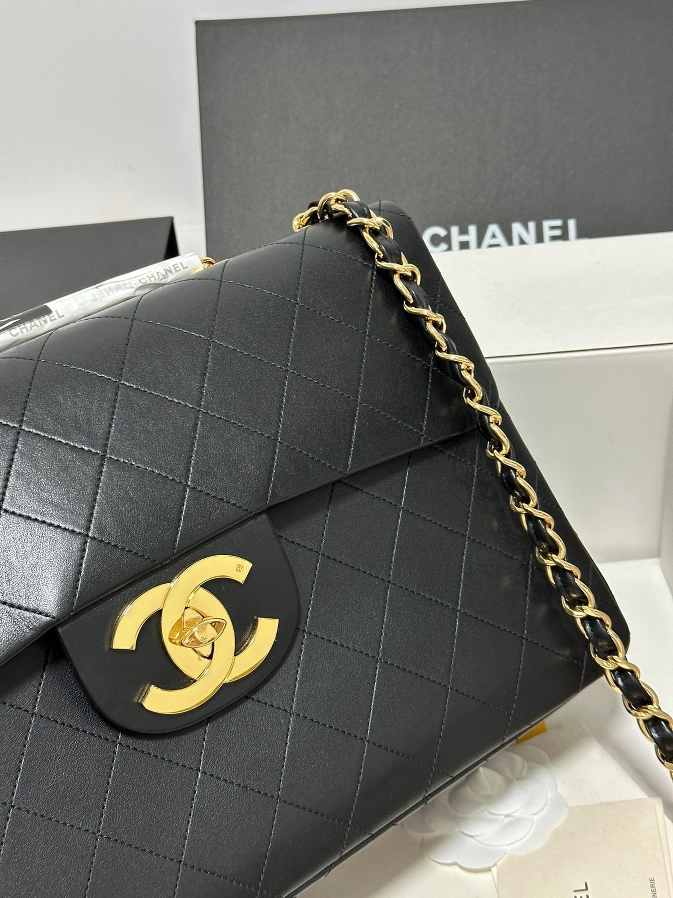 CC MAXI FLAP BAG 34 IN BLACK CALFSKIN