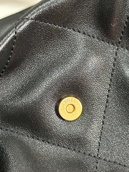 MAXI SHOPPING BAG 36 IN BLACK LAMBSKIN GOLD METALLIC