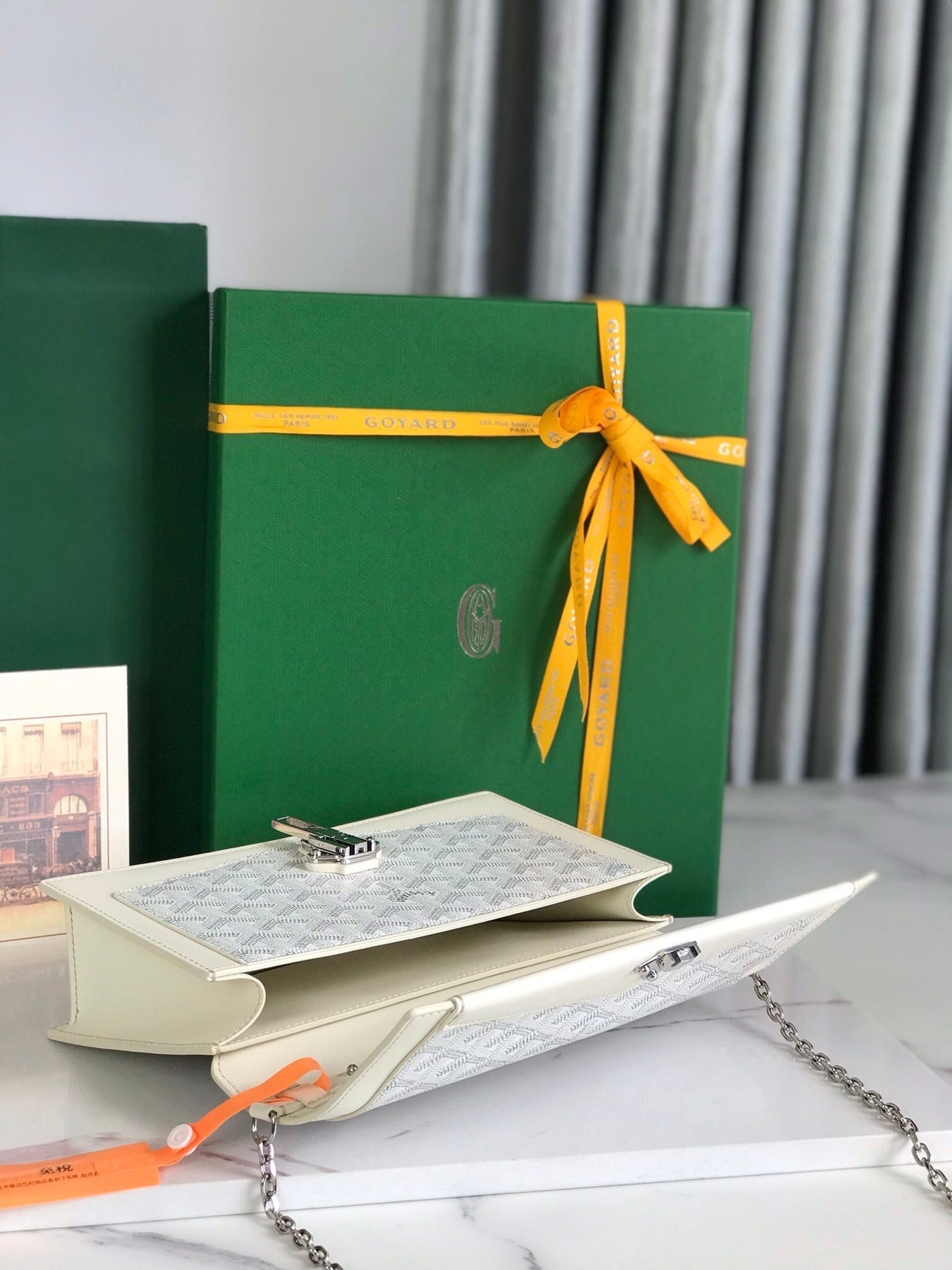 DUCHESSE MARIE-CAROLINE BAG 25 IN WHITE GOYARDINE CANVAS AND SMOOTH CALFSKIN