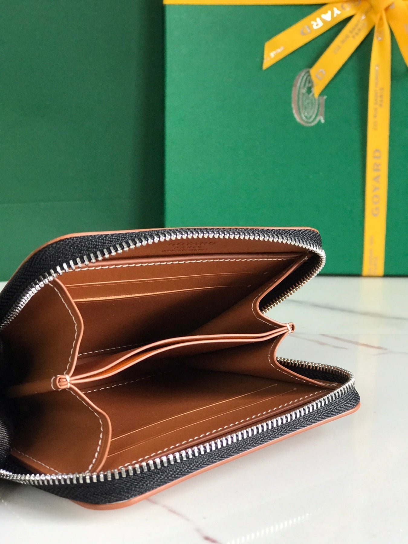 MATIGNON MINI WALLET 11 IN BLACK GOYARDINE CANVAS AND TAN CALFSKIN