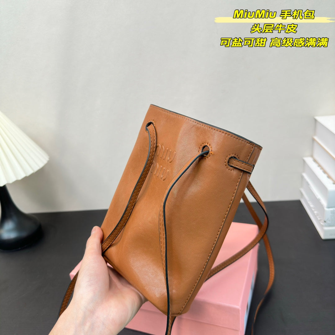 PHONE BAG 15 IN CINNAMON BROWN CALFSKIN