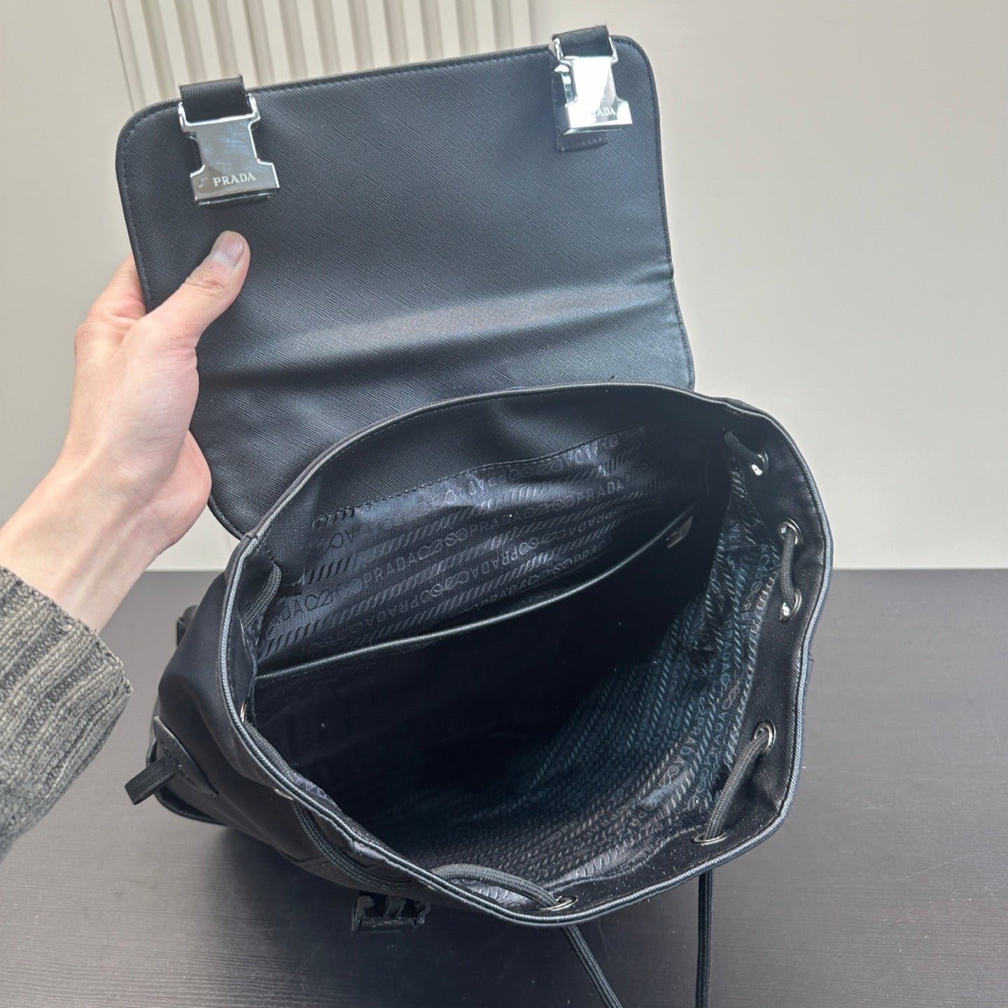 DOUBLE BUCKLE BACKPACK 40 IN BLACK RE-NYLON MIX CALFSKIN