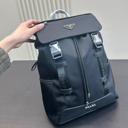 DOUBLE BUCKLE BACKPACK 40 IN BLACK RE-NYLON MIX CALFSKIN