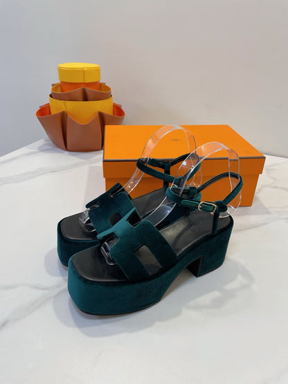JAM 30 SANDAL IN GREEN FOREST VELVET