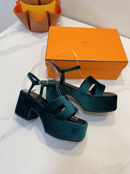JAM 30 SANDAL IN GREEN FOREST VELVET