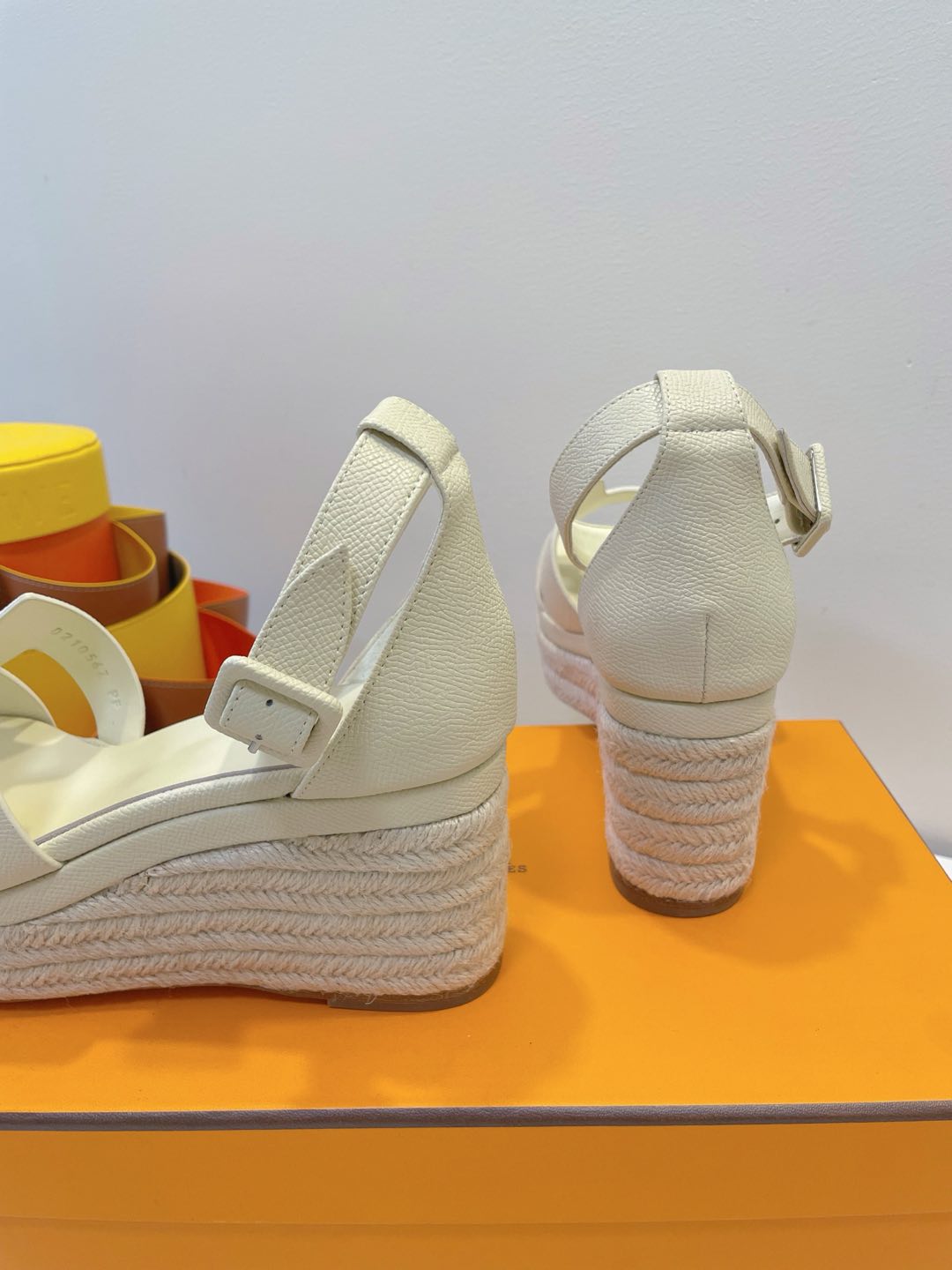 ELDA ESPADRILLE IN WHITE CREAM EPSOM CALFSKIN