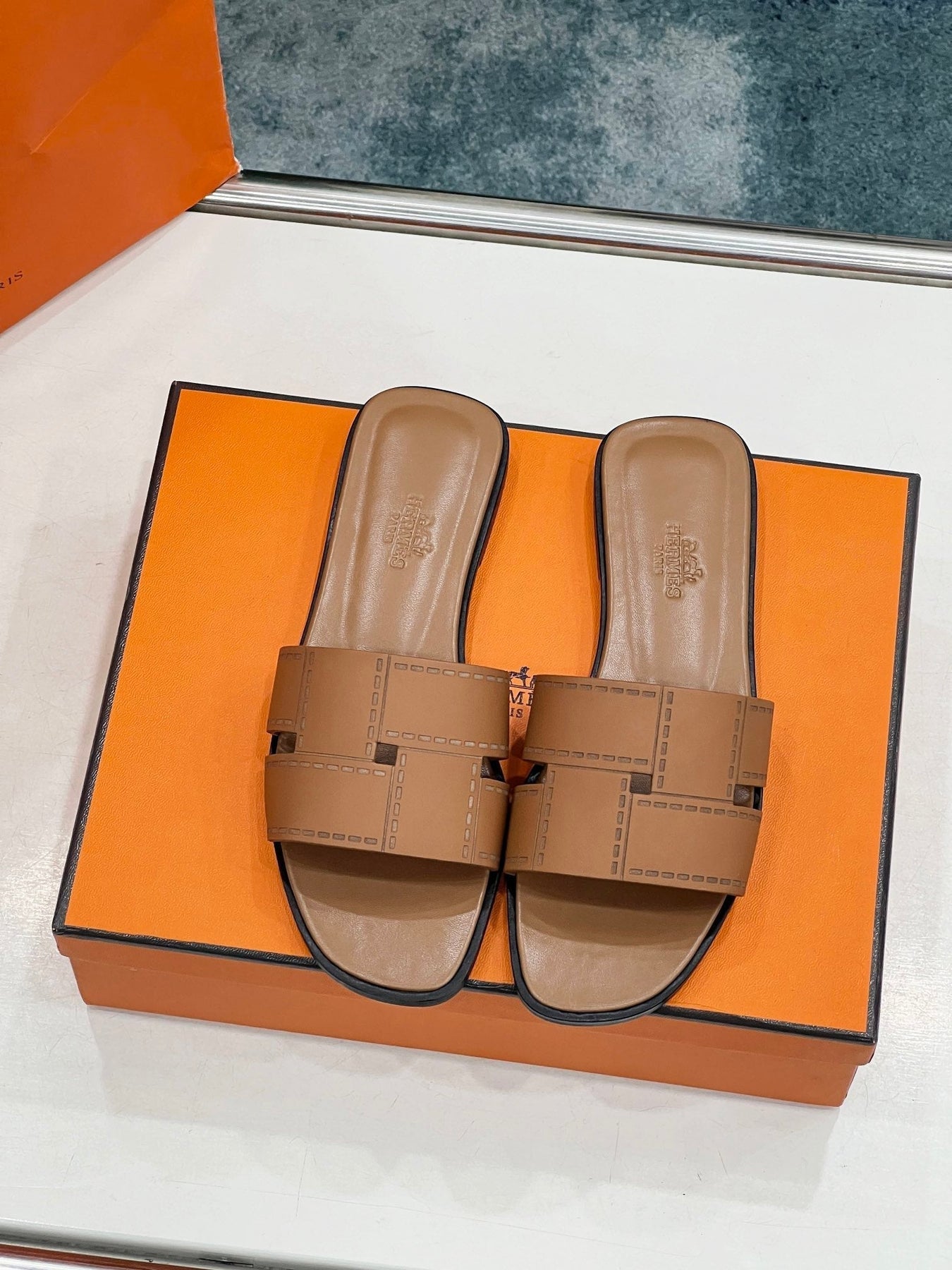 IDIOMA SANDAL IN BRONZE BROWN CALFSKIN