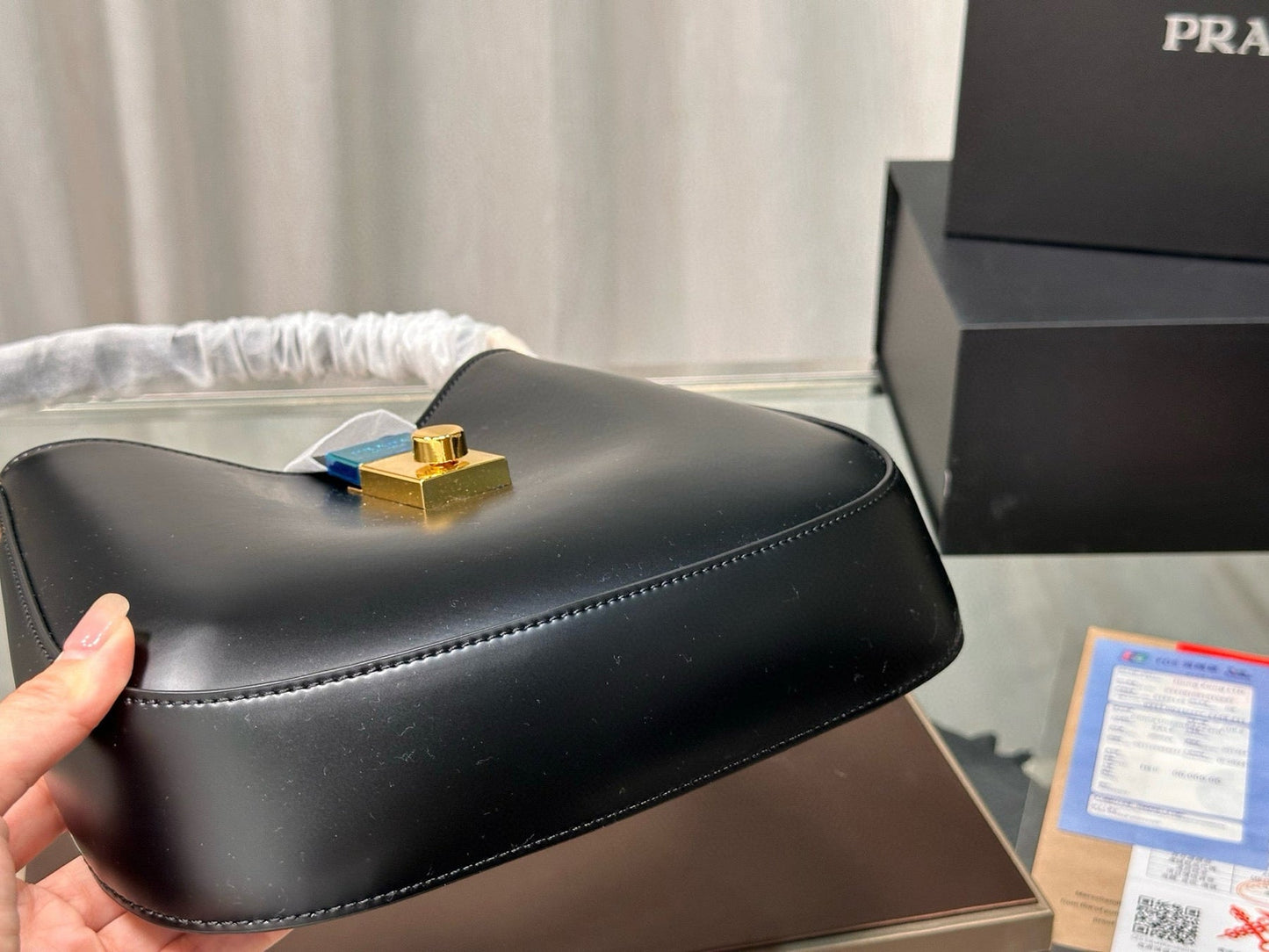 CLEO SHOULDER BAG 26 IN BLACK BRUSHED LAMBSKIN GOLD HARDWARE