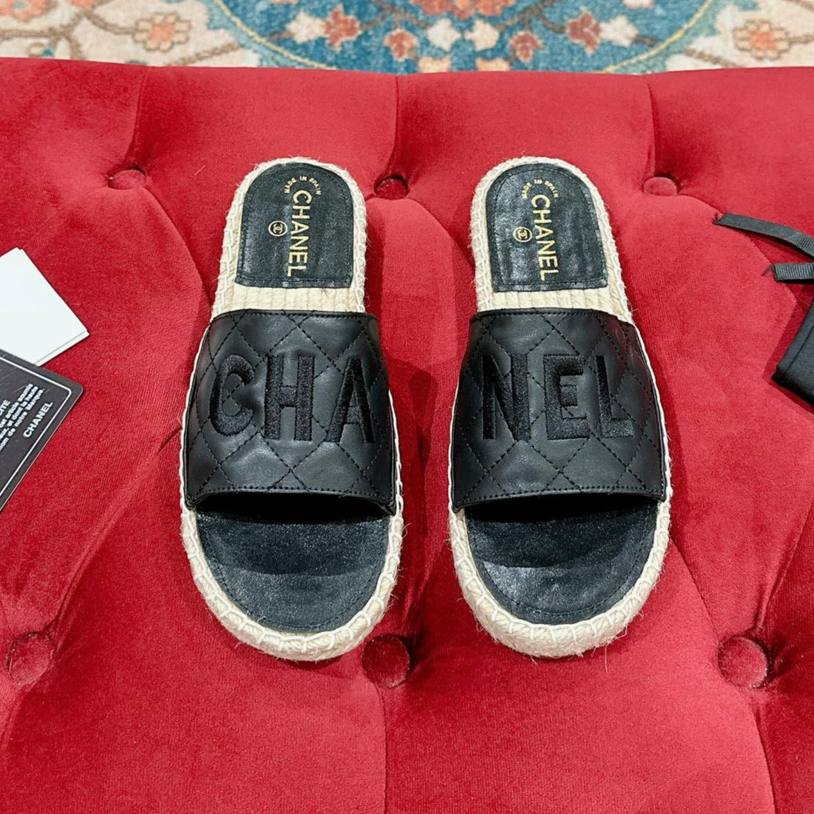 FLAT SLIPPERS IN BLACK LAMBSKIN MIX BEIGE WOVEN