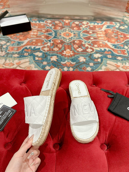 FLAT SLIPPERS IN WHITE LAMBSKIN MIX BEIGE WOVEN