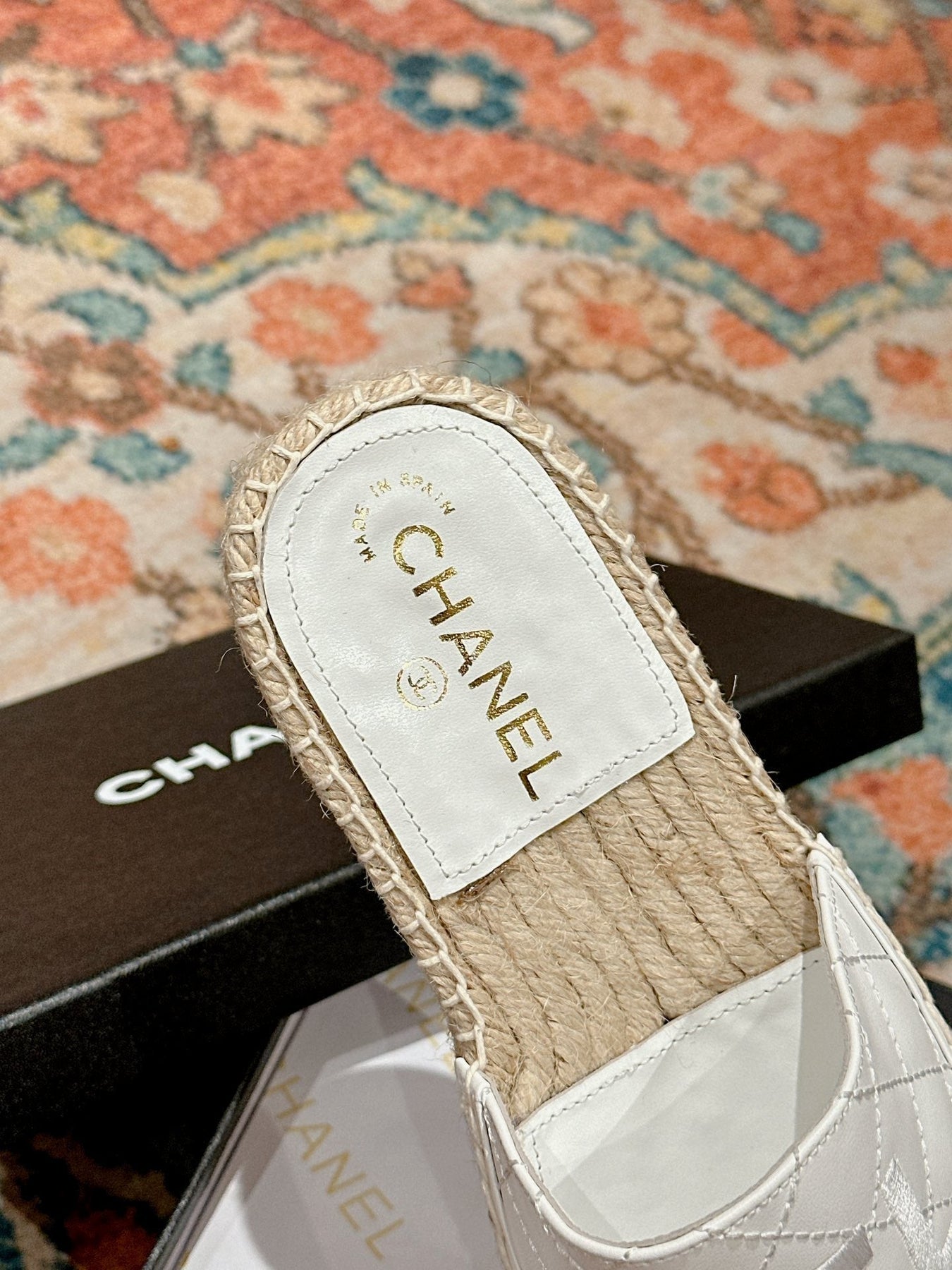 FLAT SLIPPERS IN WHITE LAMBSKIN MIX BEIGE WOVEN